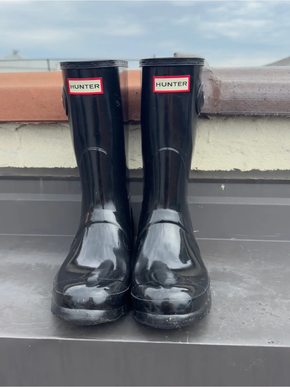 Hunter womens Black Gloss Waterproof Rain Boots